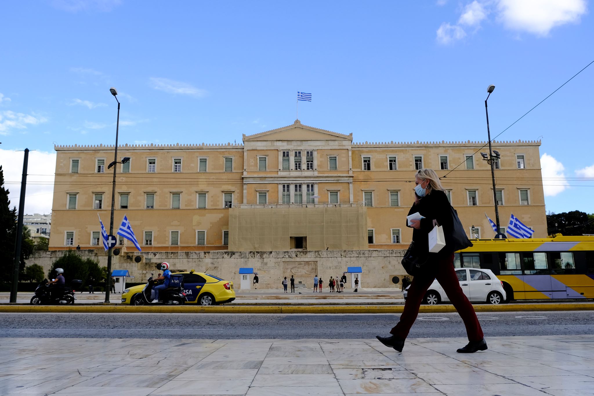 Xαλάρωση lockdown: Τι αλλάζει από το Σάββατο