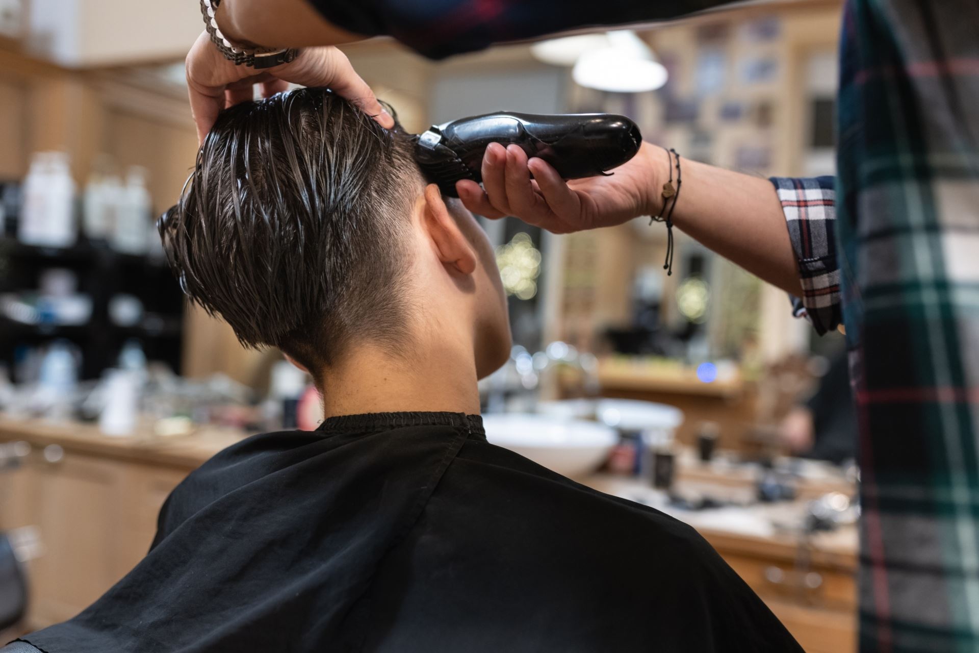 Πότε είναι η ώρα να άλλαξεις κούρεμα-κι ας μην στο λένε οι φίλοι σου