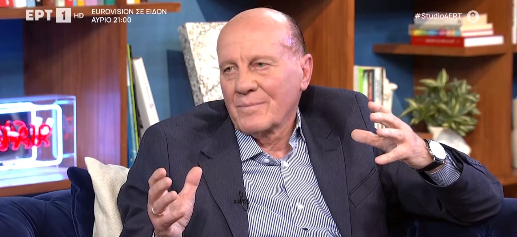 Ο Μίμης Δομάζος δε θέλει να μιλά για τη Βίκυ Μοσχολιού