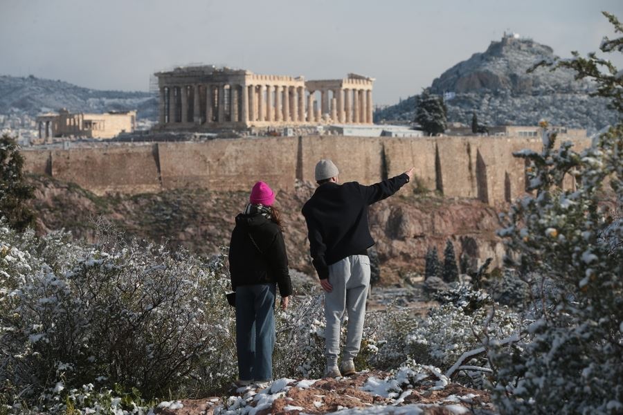 Η κακοκαιρία Barbara θα κάνει τα δικά της μέχρι την Τετάρτη