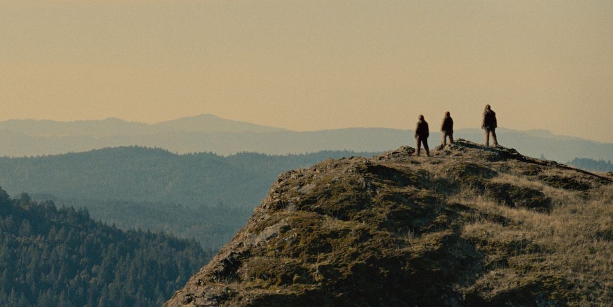 Προσπαθώντας να εντοπίσουμε τον Jesse Eisenberg στην ταινία για τους Bigfoot