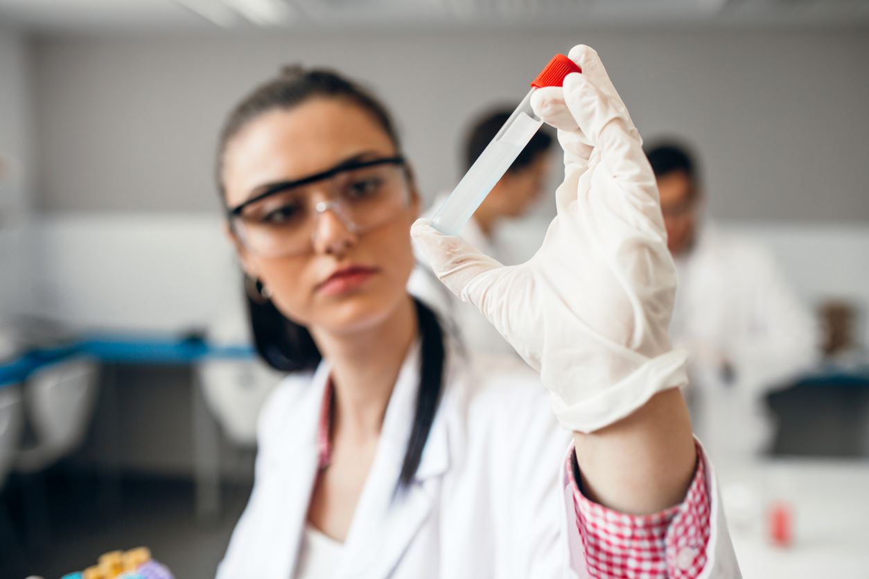 Νέο τεστ αίματος εντοπίζει τον κορονοϊό σε 15 λεπτά