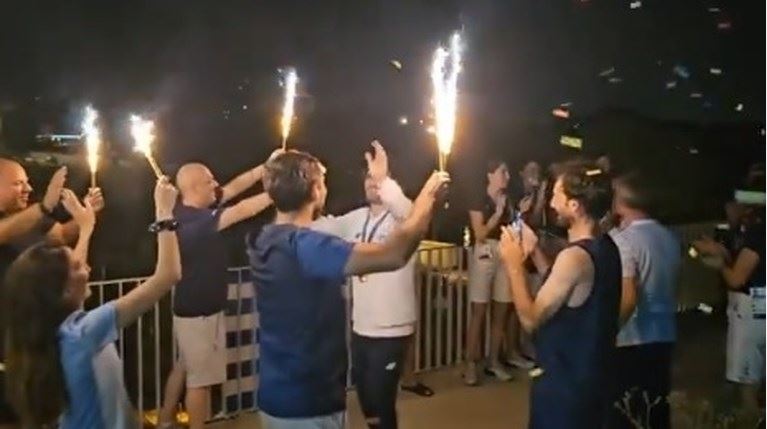 Αποθέωση και ενθουσιασμός για τον Θοδωρή Τσελίδη στο Ολυμπιακό χωριό