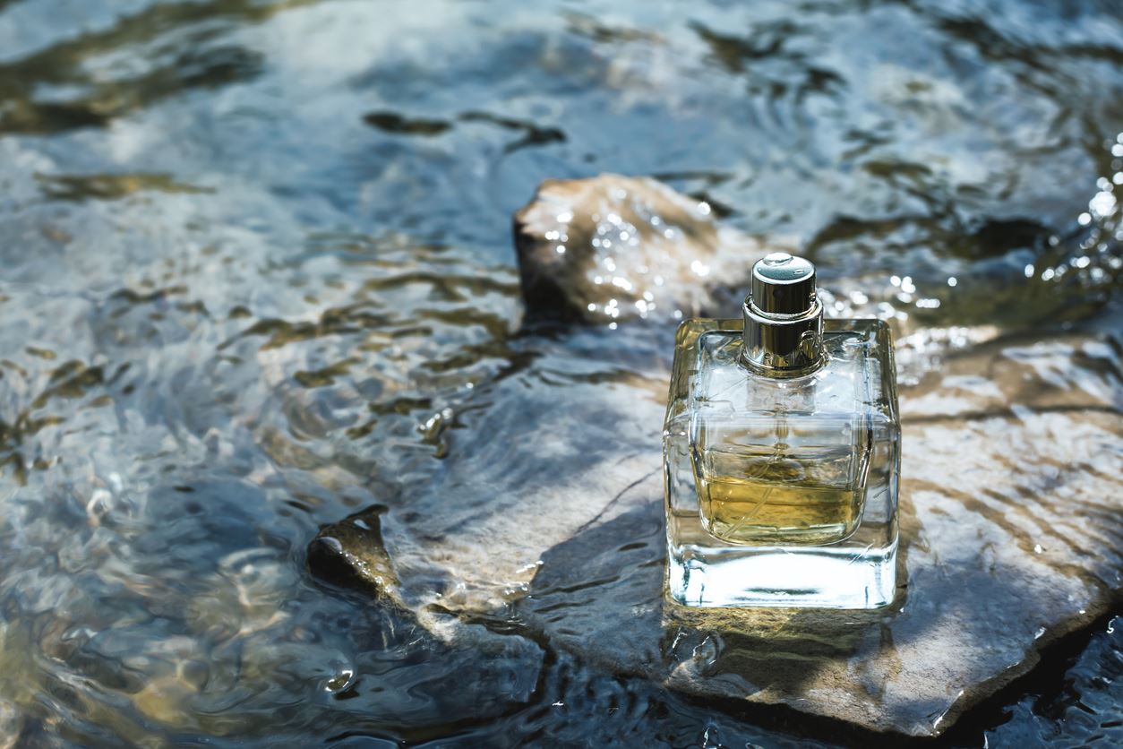 8 δροσερά αρώματα για το φετινό καλοκαίρι