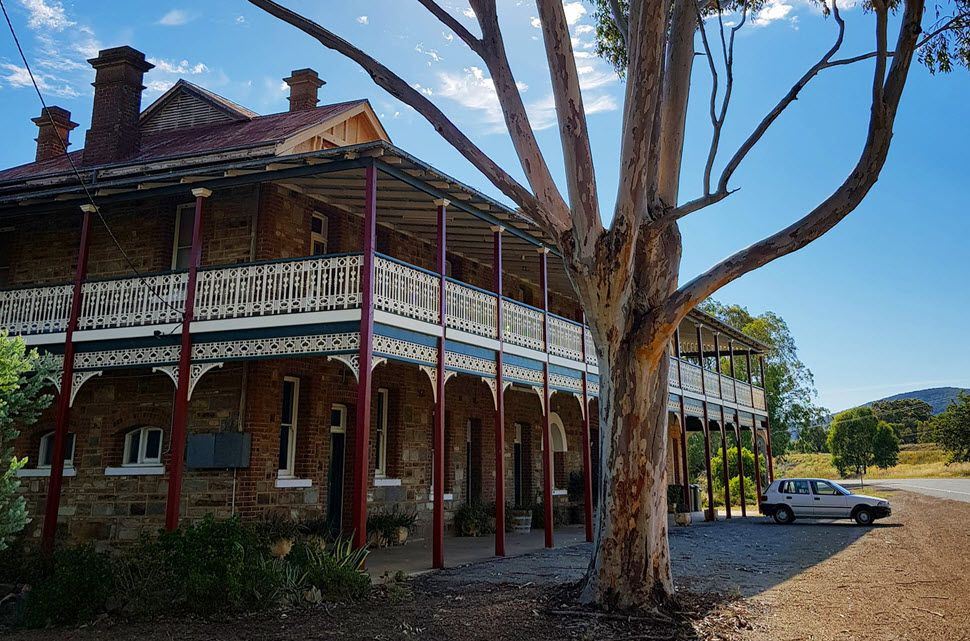 Ολόκληρο ξενοδοχείο πωλείται για 40 ευρώ στην Αυστραλία