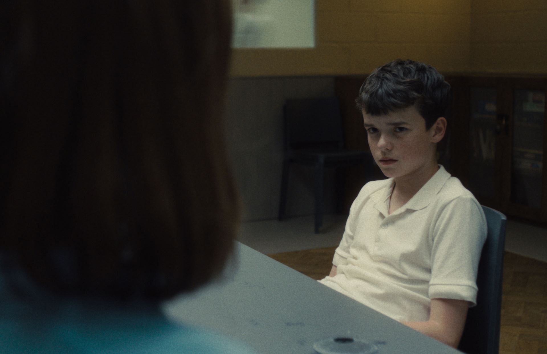 Παιδοψυχολόγος αποκαλύπτει τα κρυφά νοήματα στο Adolescence