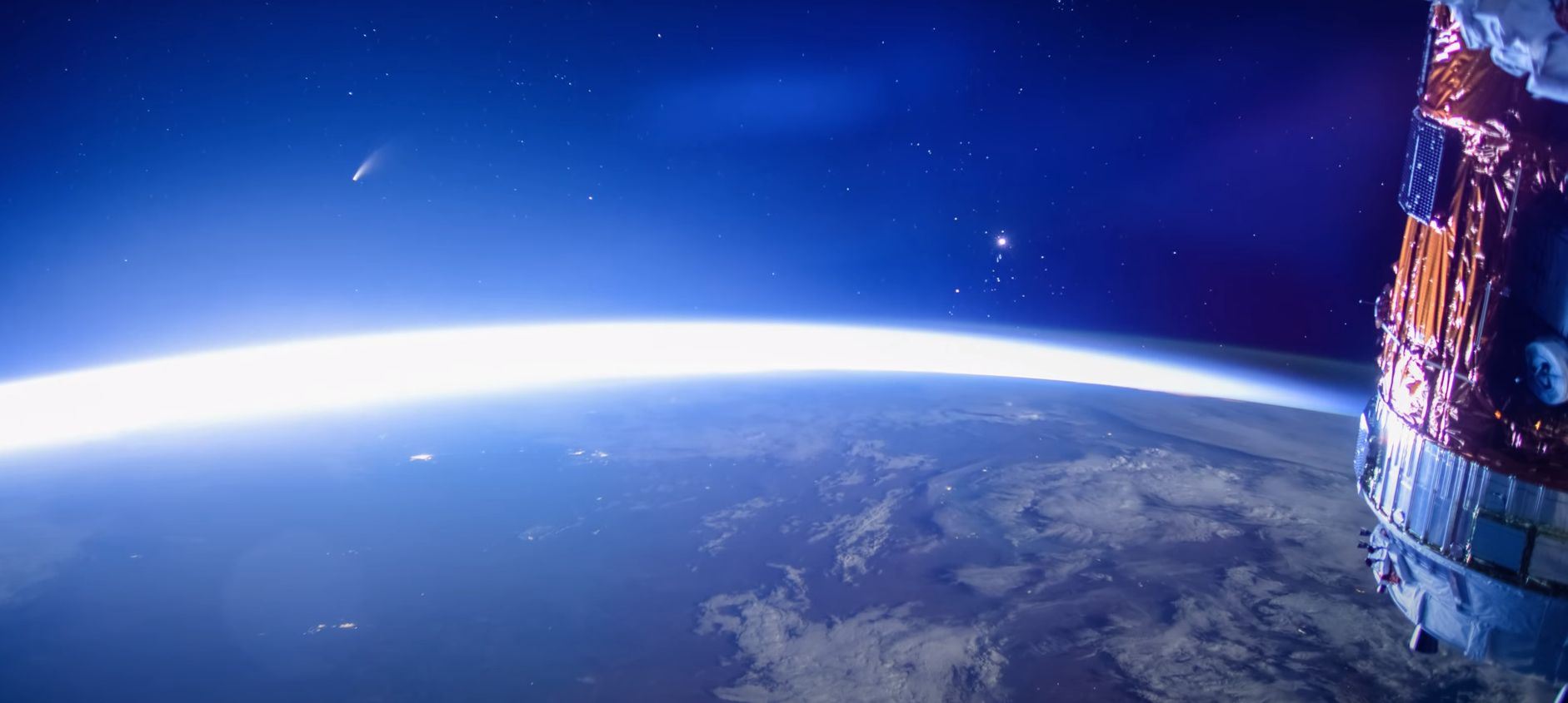 Neowise, ο κομήτης που πλησιάζει τη Γη