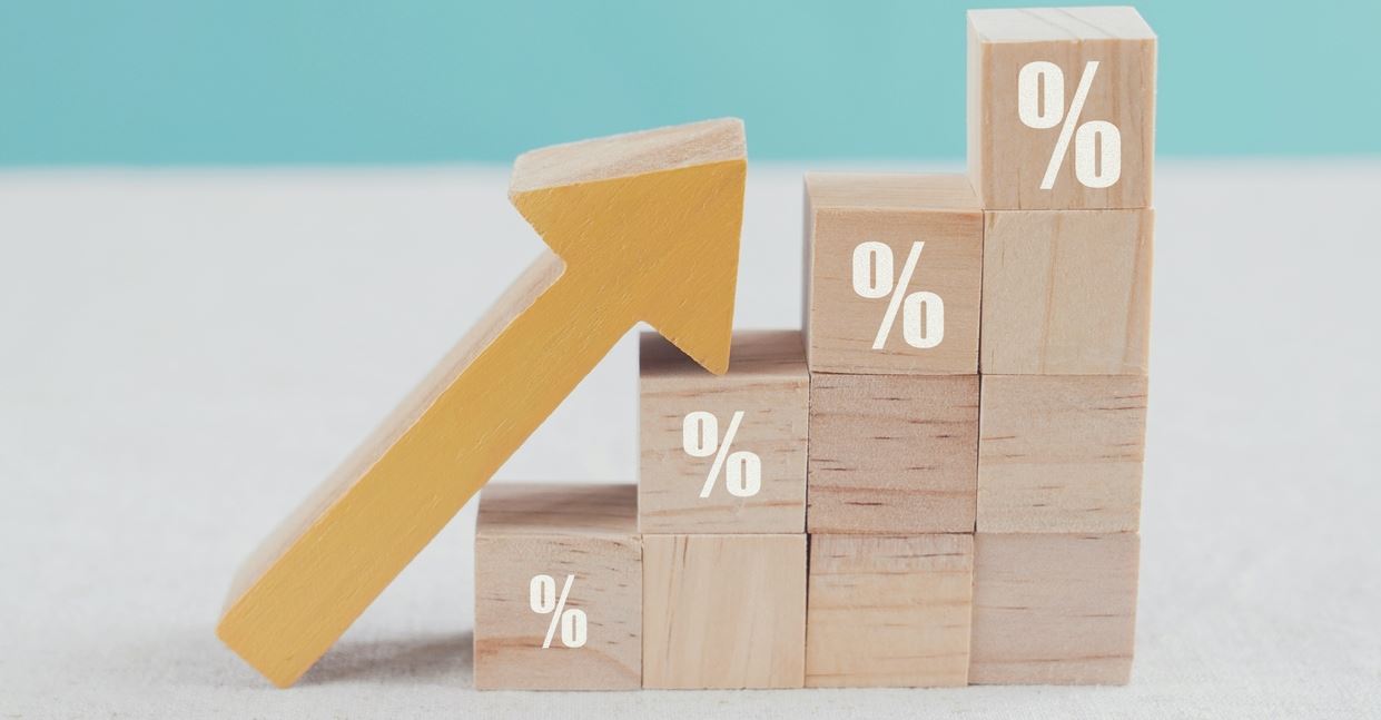 Η 'τρελή' κούρσα του πληθωρισμού στην Ελλάδα