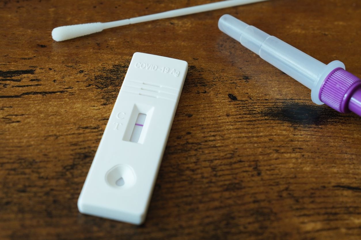 Υποχρεωτικά από σήμερα σε όλο τον ιδιωτικό τομέα τα self tests