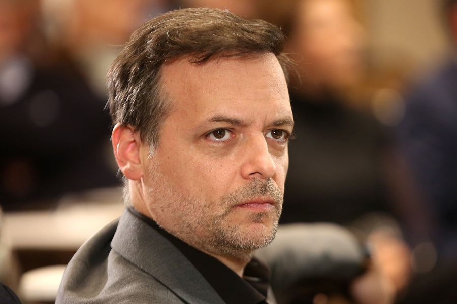 Ο Χάρης Δούκας μας συστήνει τον πατέρα του