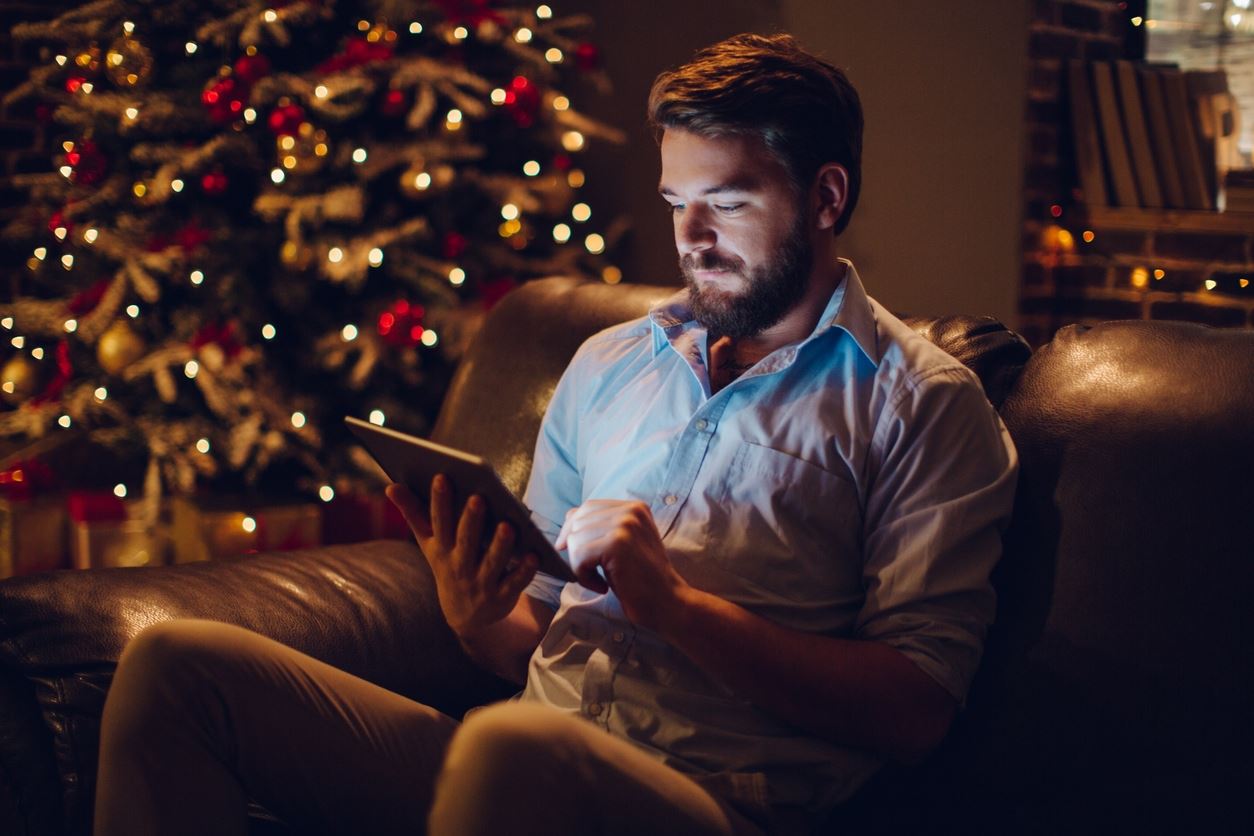 Οι Χριστουγεννιάτικες διακοπές και οι ενοχλήσεις "εκεί πίσω" που εμφανίζονται συχνά | Πώς αντιμετωπίζονται
