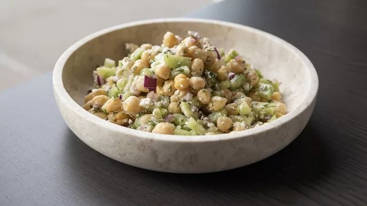 Ενέργεια, φυτικές ίνες και πρωτεΐνη: Γιατί τα όσπρια είναι η καλύτερη "back to routine" τροφή της νέας σεζόν