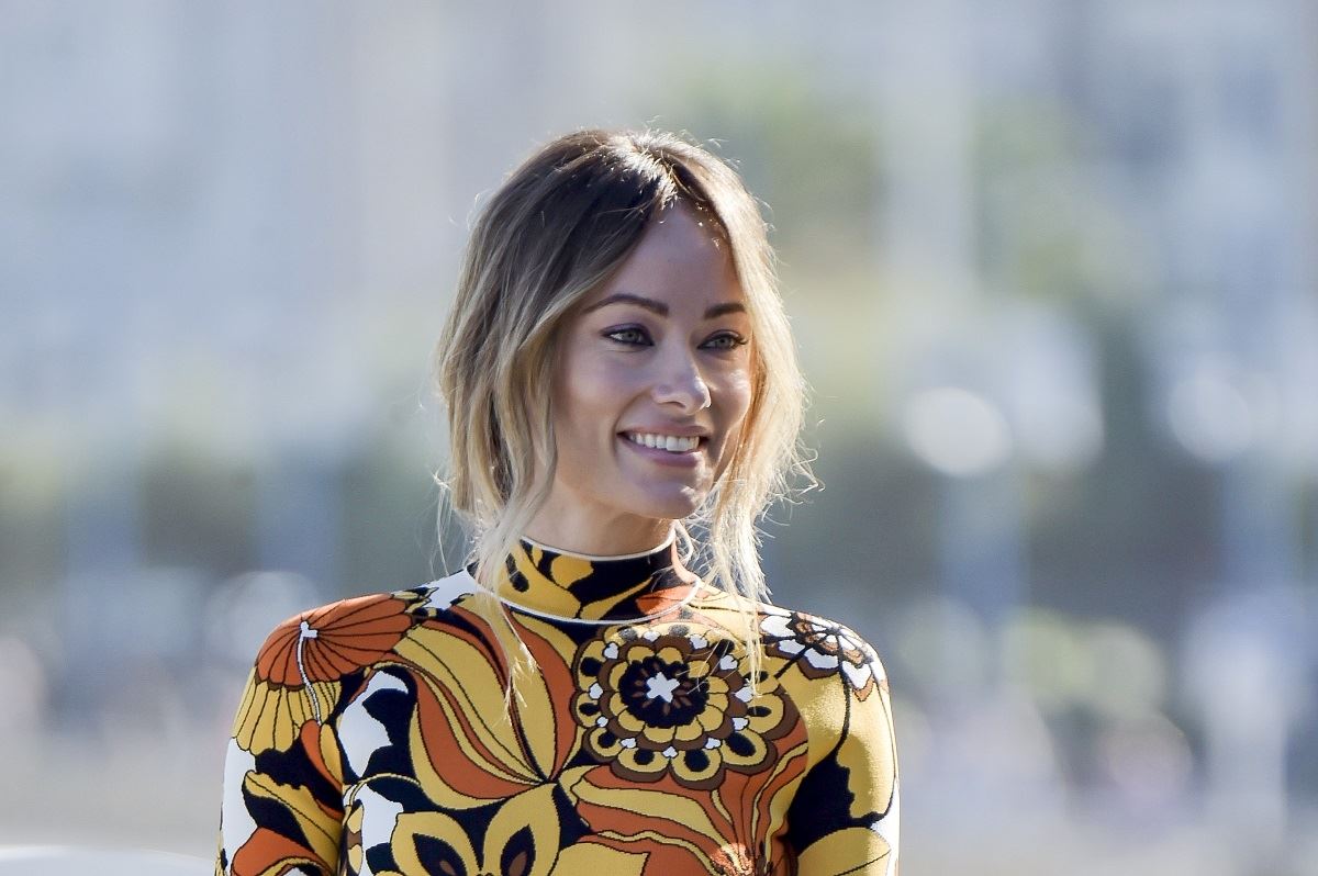 Η Olivia Wilde κάτι έχει να πει για το αμφιλεγόμενο βίντεο με τον Harry Styles και τον Chris Pine