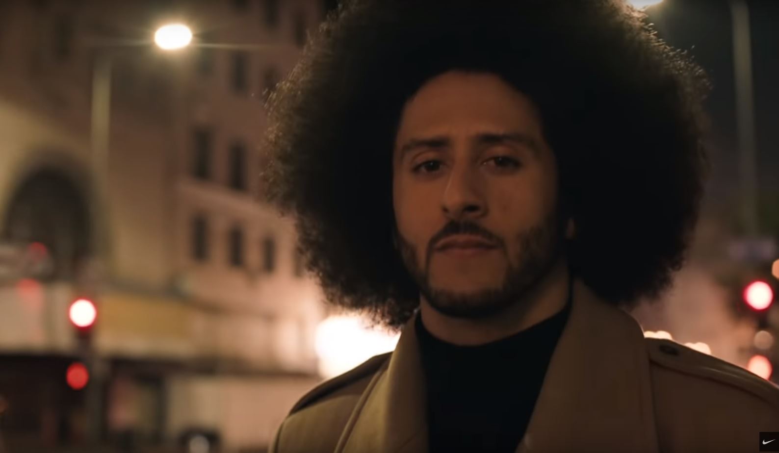 Η νέα διαφήμιση της Nike με τον Colin Kaepernick έχει έμπνευση, δύναμη και θα κάνει κι άλλους ηλίθιους να κάψουν τα παπούτσια τους