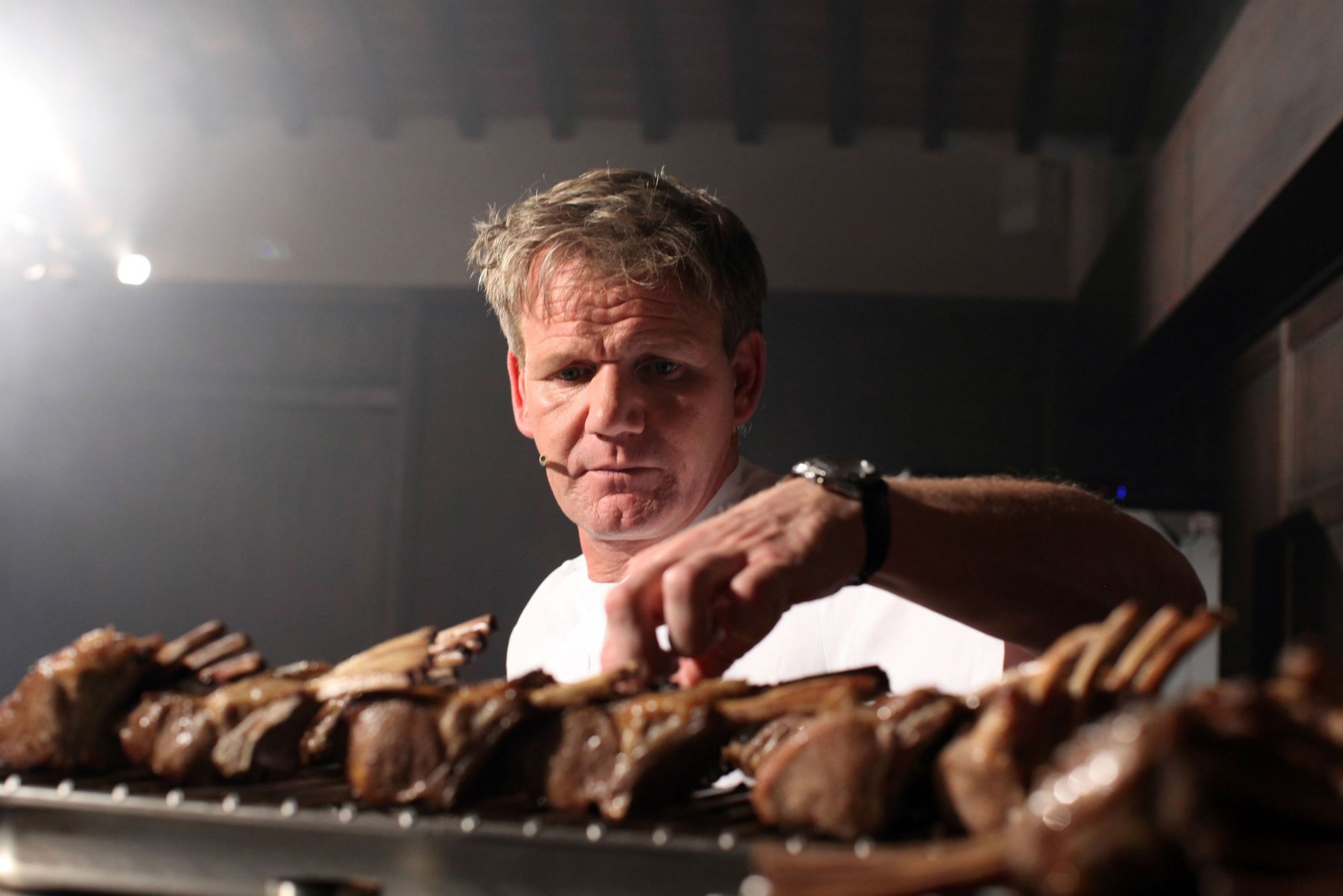 O Gordon Ramsay ξέρει καλά πώς ψήνεται τέλεια κάθε κρέας