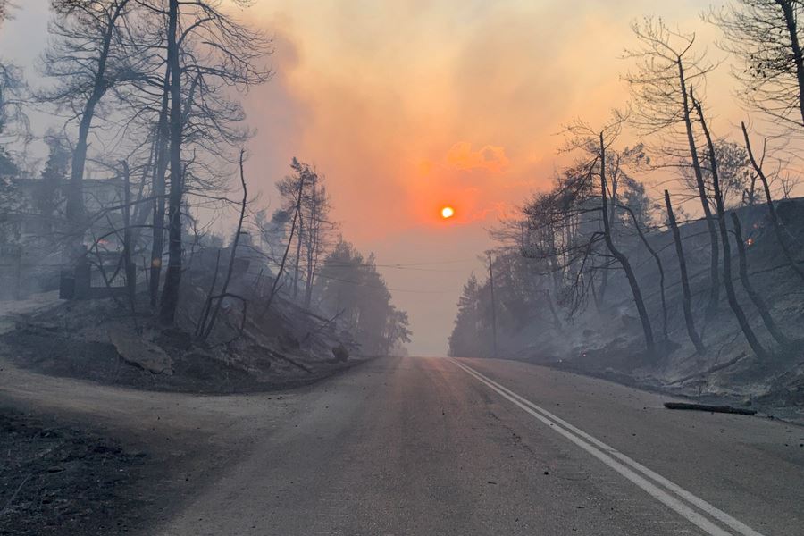 Ρεκόρ καταστροφών από πυρκαγιές τον Ιούλιο σε όλο τον κόσμο