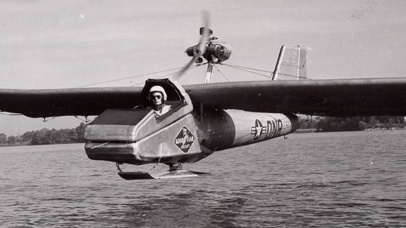 Ένα αεροπλάνο της Goodyear ήθελε φούσκωμα για να πετάξει