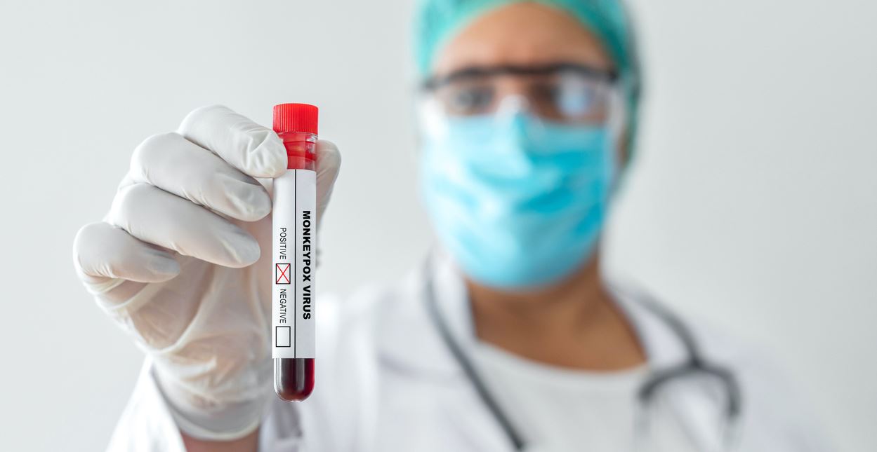 Η Ευρώπη παραγγέλνει εμβόλια για την ευλογιά των πιθήκων