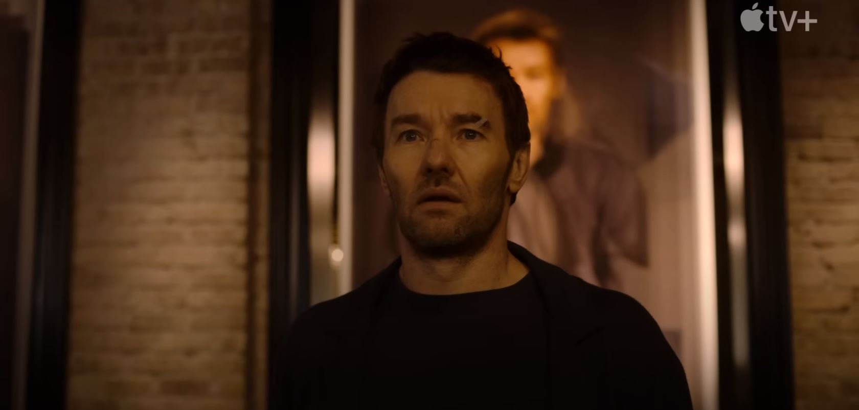 Η σειρά που πρέπει να δεις χθες αν σ' αρέσει το ταξίδι στο χρόνο