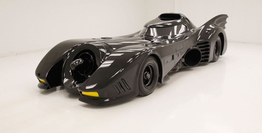 Το κατά Tim Burton Batmobile το βρίσκεις στη μισή τιμή