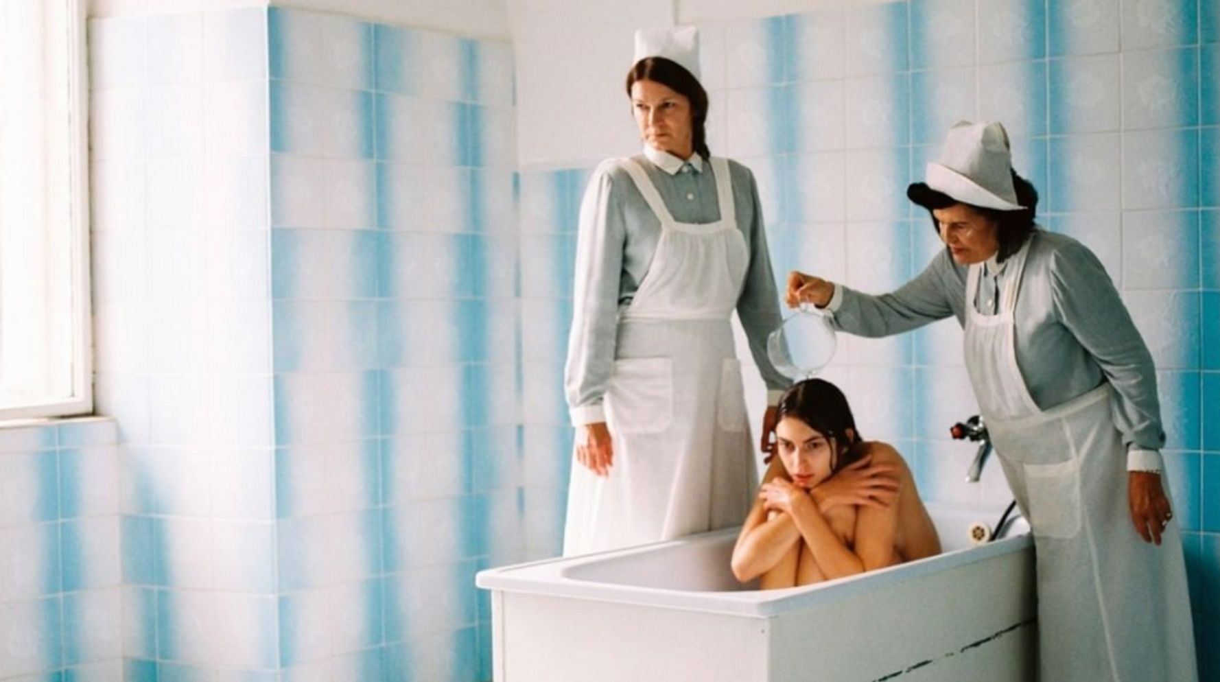 The Madness Issue: Το εξώφυλλο της πορτογαλικής Vogue που εξόργισε το Twitter