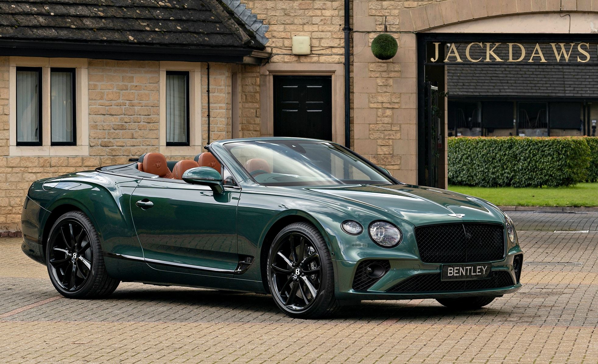 Η βρετανική ανωτερότητα της Bentley Continental GT 'Equestrian Edition'