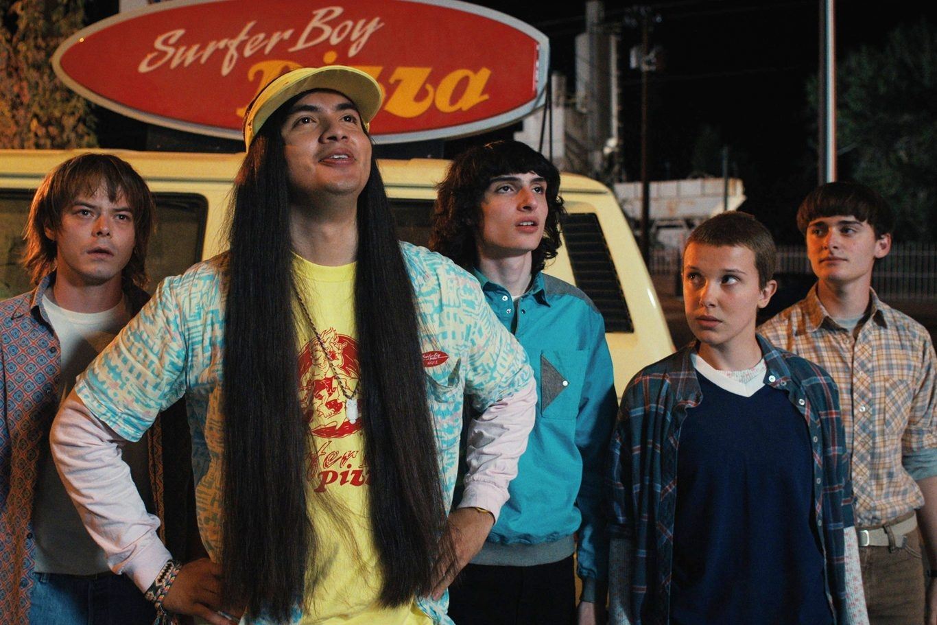 Ο ηθοποιός του Stranger Things που δεν ήξερες ότι είναι "κομμάτια"