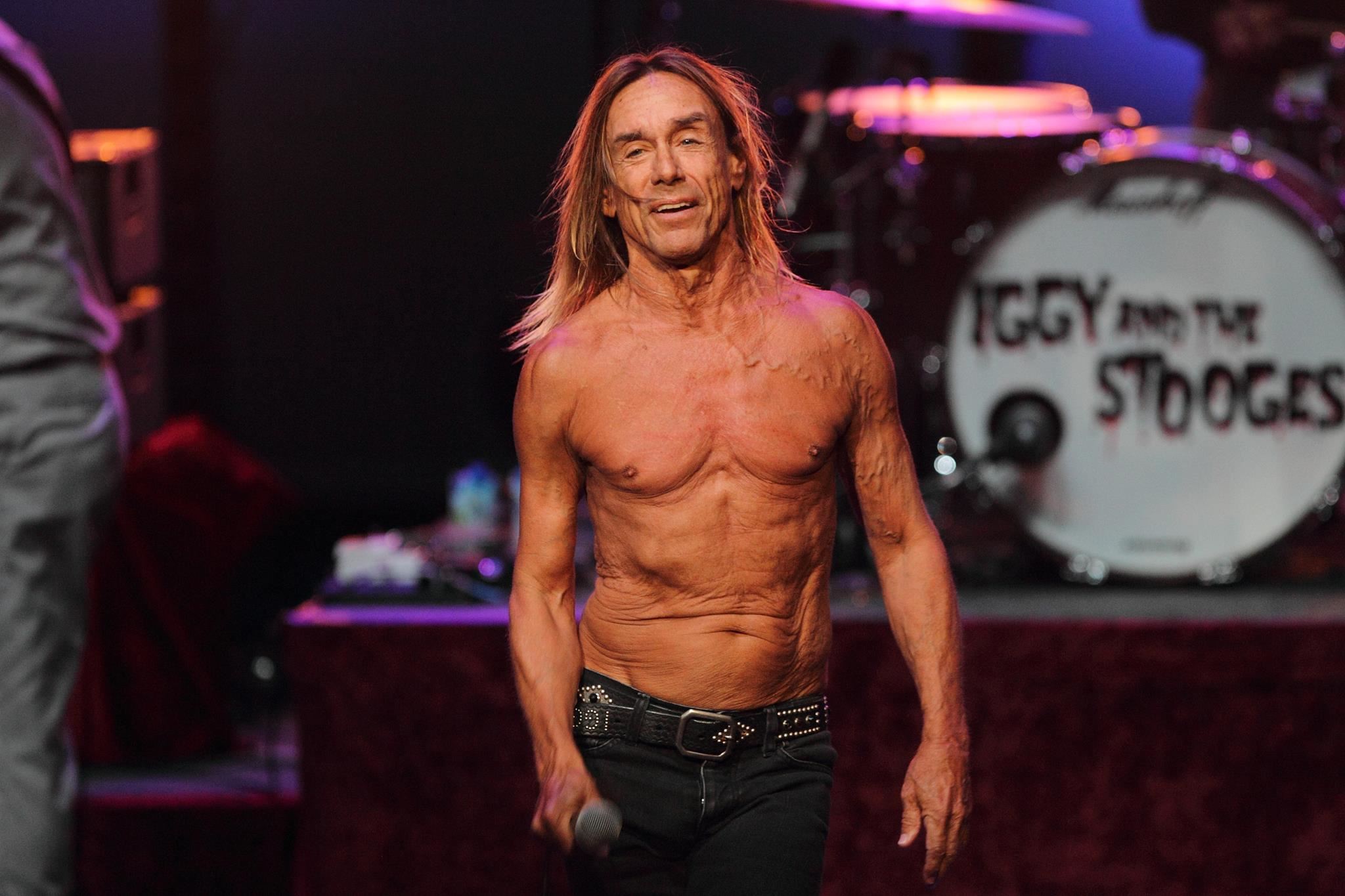 5 τραγούδια από τον Iggy Pop που θέλουμε να ακούσουμε το καλοκαίρι στην Αθήνα