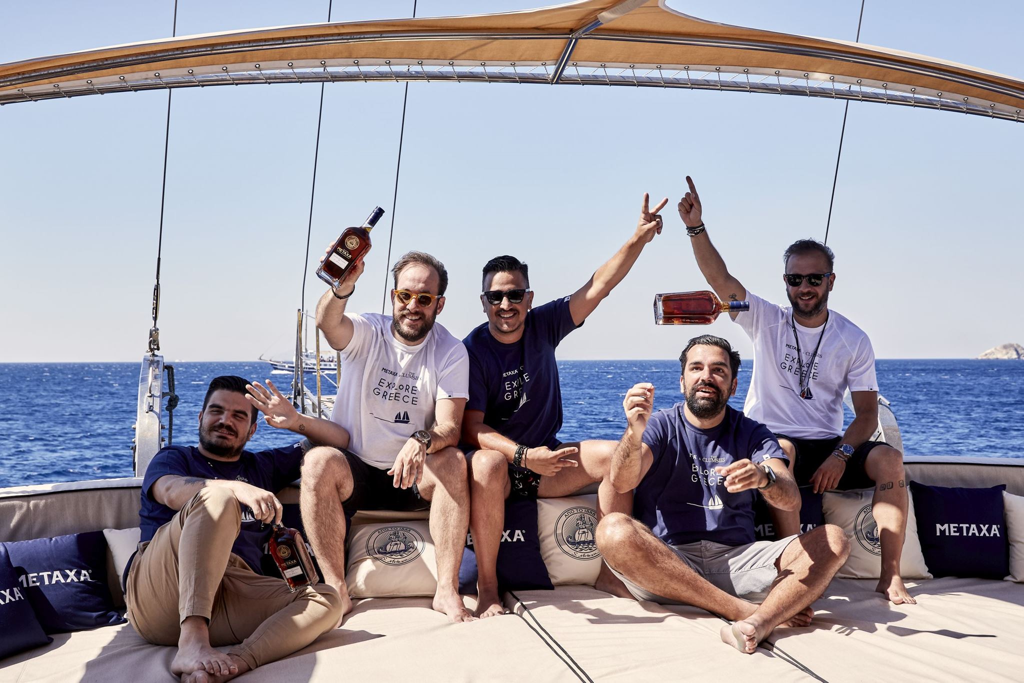 Εξερευνώντας την Κρήτη με ένα METAXA στο χέρι