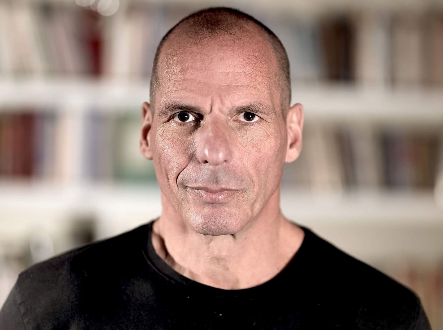 Βαρουφάκης εναντίον Zuckerberg: Ισχυρίζεται ότι του έκλεψε το όνομα Meta