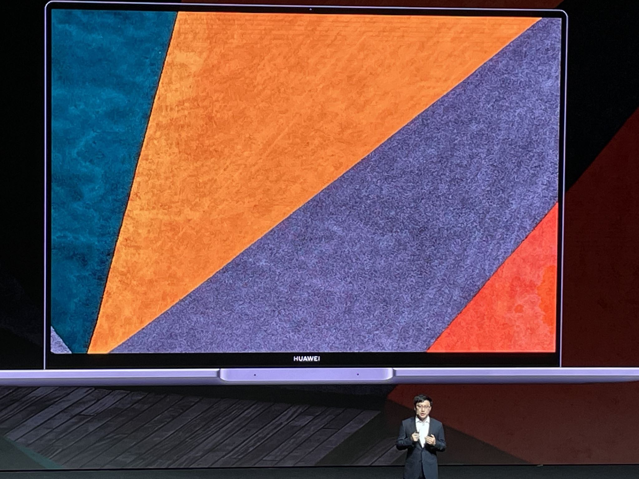 Ερχεται η νέα γενιά Huawei: Τα νέα προϊόντα υψηλής τεχνολογίας παρουσιάστηκαν σε μία φαντασμαγορική εκδήλωση στην Κωνσταντινούπολη