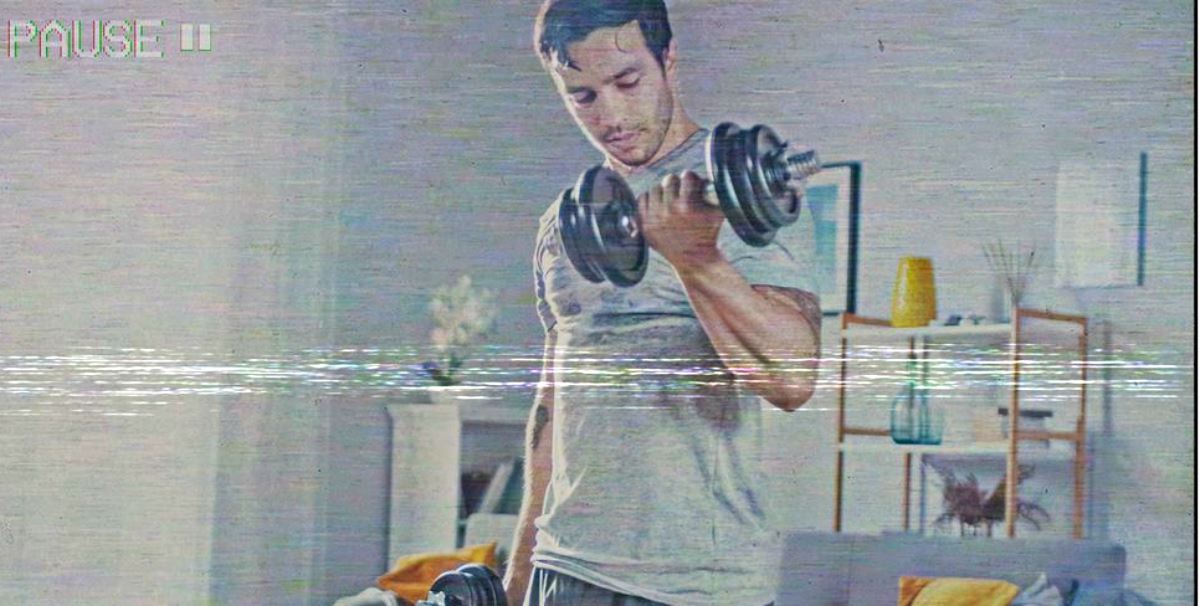 Πρόγραμμα 4 ασκήσεων για χέρια, στήθος και κοιλιακούς