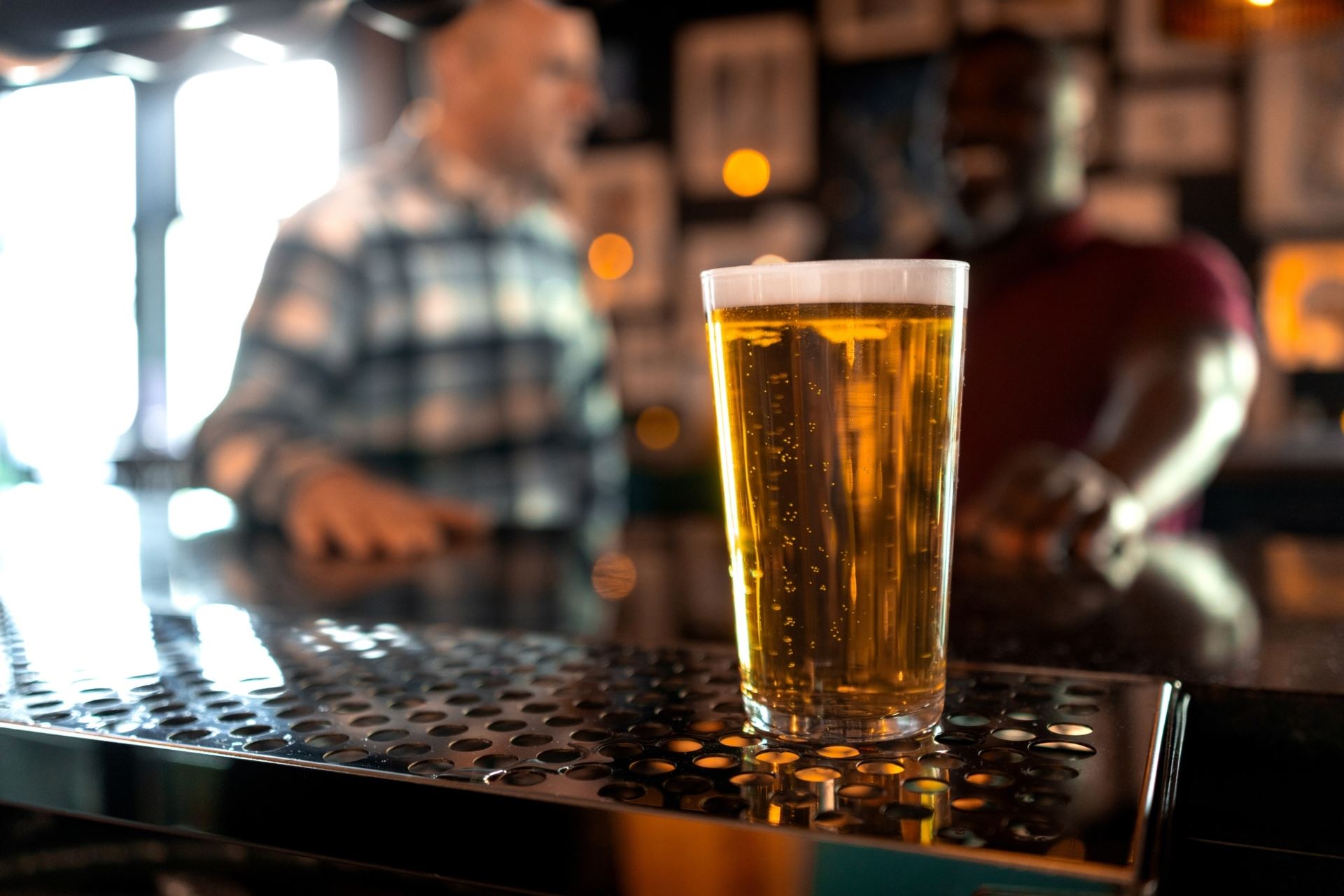 Το αλκοόλ έχει πρωτεύουσα και δεν είναι αυτή που νομίζεις