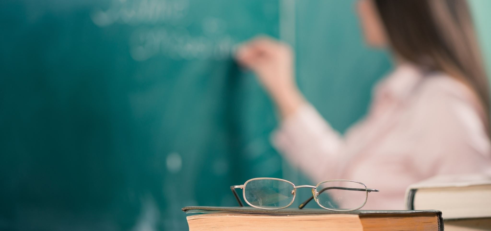 Δασκάλα απολύθηκε επειδή έδινε συμβουλές ως 'πάπισσα του οργασμού'