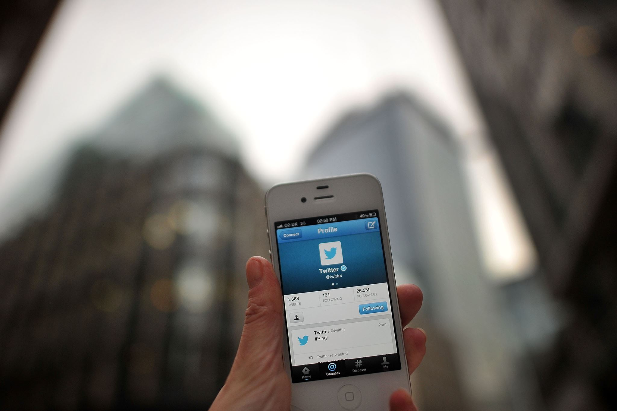 Το Twitter βάζει τέλος στα fake news για τα εμβόλια κατά της Covid-19