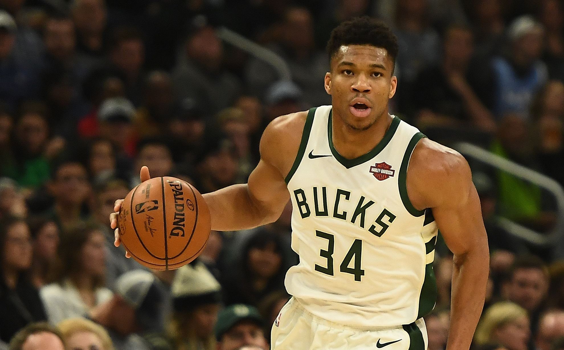 Η απάντηση του Γιάννη Αντετοκούνμπο στους ρατσιστές