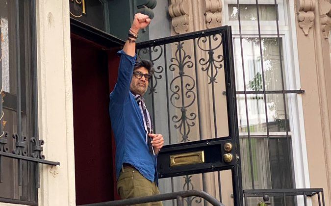 Rahul Dubey, ο άνθρωπος που έσωσε πάνω από 70 διαδηλωτές