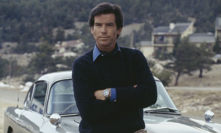 O Pierce Brosnan θέλει να δει γυναίκα James Bond