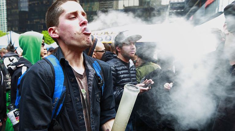 Ο Καναδάς νομιμοποίησε την μαριχουάνα αλλά τι σημαίνει αυτό;