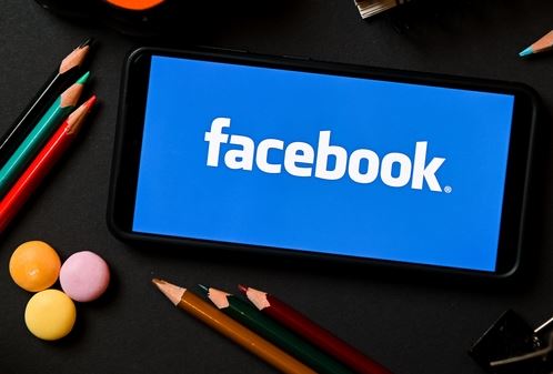 20 χρόνια Facebook, τότε και τώρα
