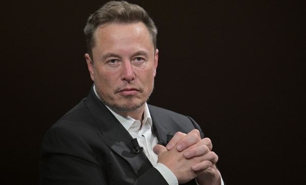 'Ο Elon Musk δεν ενδιαφέρεται πια για την Tesla'