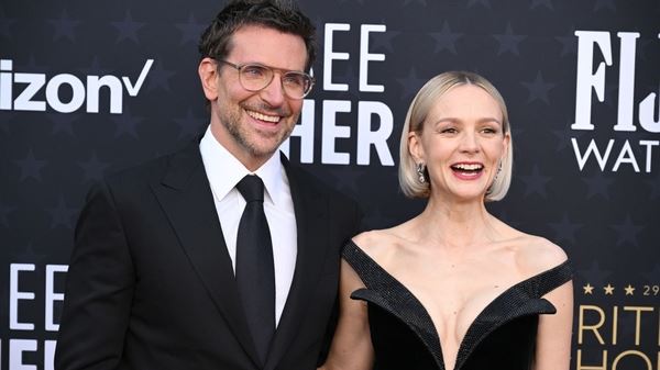 Η επεισοδιακή πρώτη συνάντηση του Bradley Cooper και της Carey Mulligan