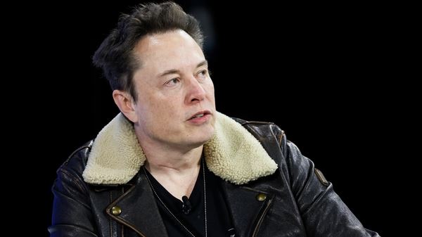 Ο Elon Musk ψηφίστηκε ως o πιο υπερεκτιμημένος CEO των HΠΑ