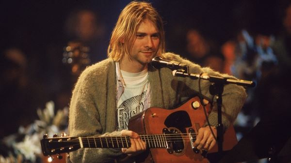 Στο 'σφυρί' κιθάρες των Eric Clapton και Kurt Cobain