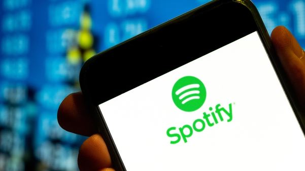 Αντίο ζωή: Τώρα μπορείς να καείς παίζοντας φιδάκι στο Spotify