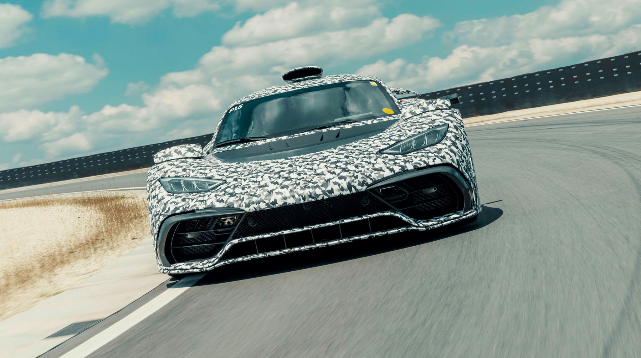 Τα 1000 άλογα της Mercedes-AMG One πάτησαν στην πίστα