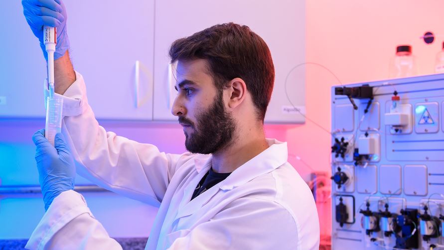 3 εκ. δόσεις του εμβολίου ενάντια στον κορονοϊό εξασφάλισε η Ελλάδα