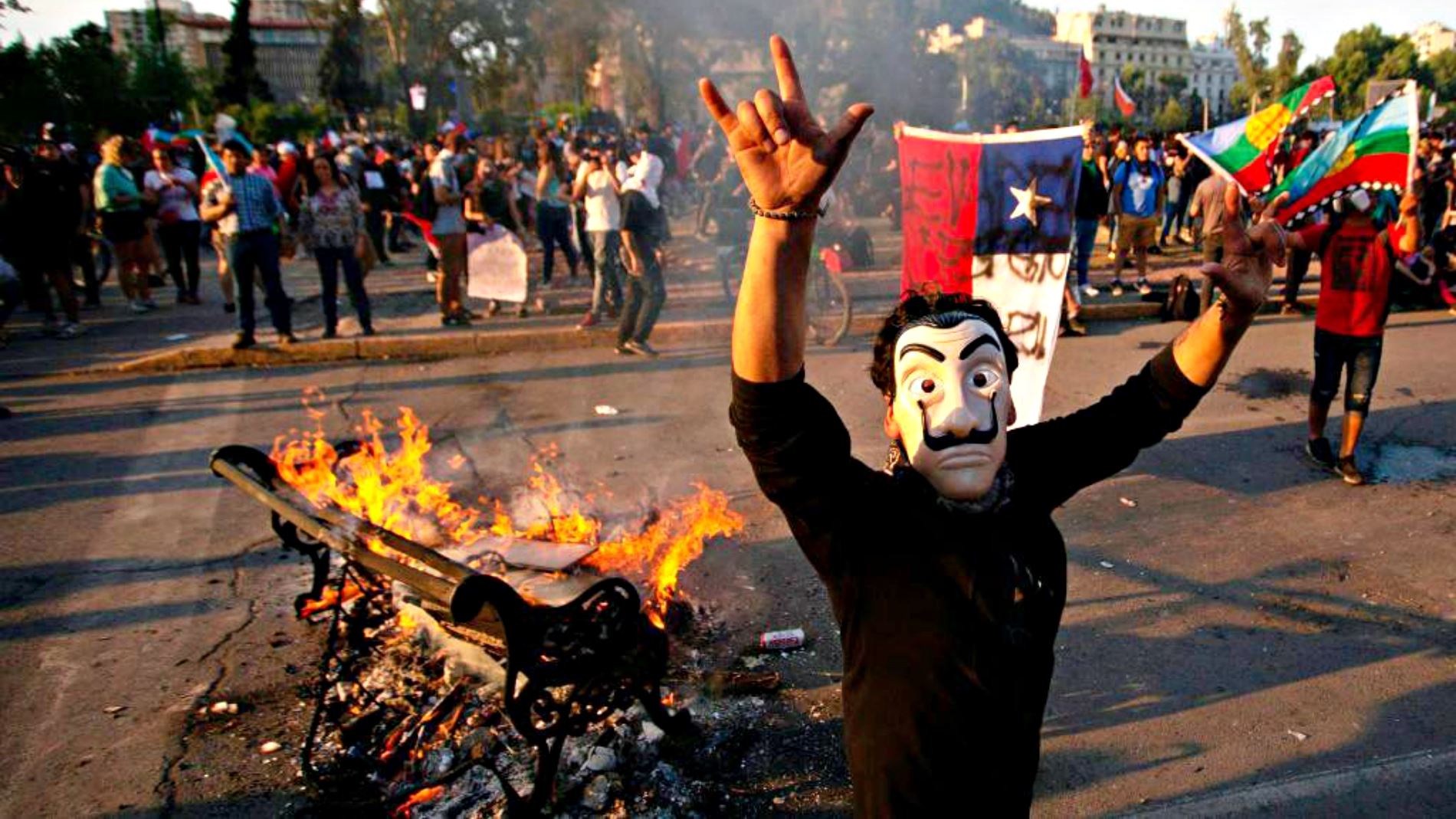 Τι συμβαίνει στη Χιλή