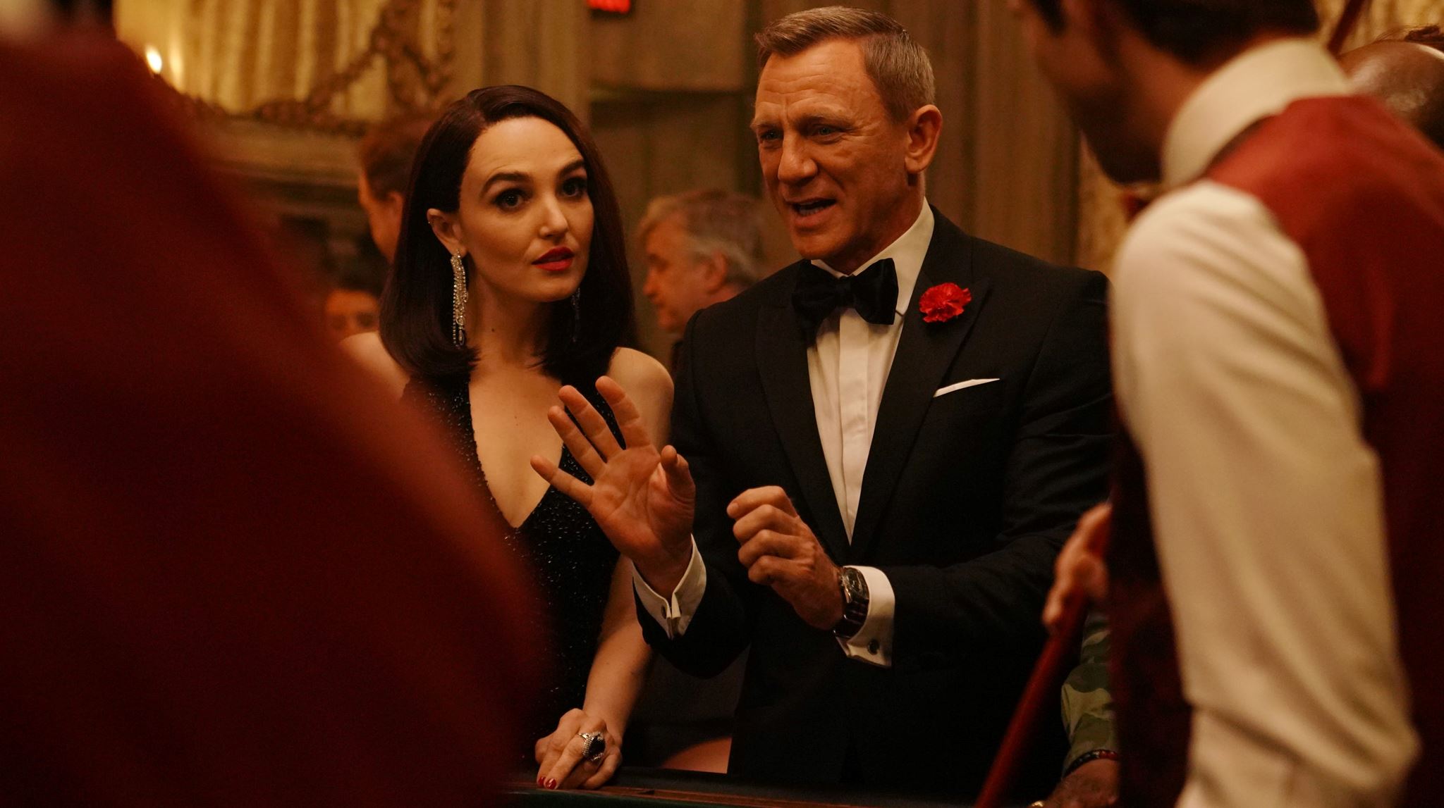 Ο Daniel Craig είναι ένας άλλος James Bond στο Saturday Night Live