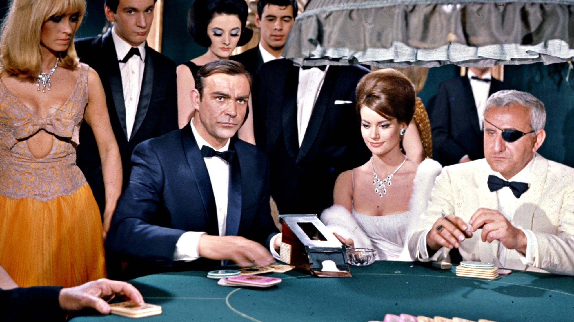 Οι αληθινοί κατάσκοποι πίσω από τον 007